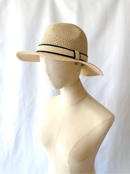 Jane & Berry Accessories - Jane & Berry Woven Straw Hat